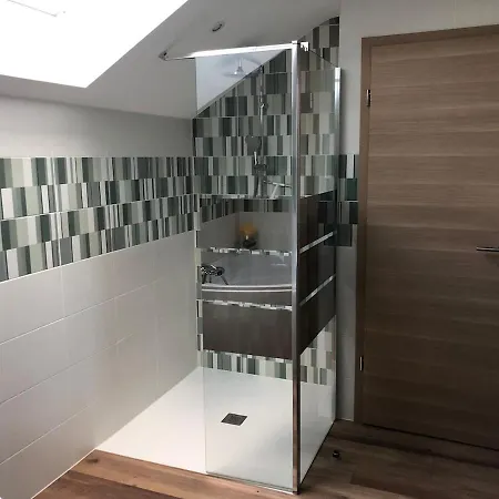 Les Bruyeres, Grand Jardin Cloture, Sauna Vila *