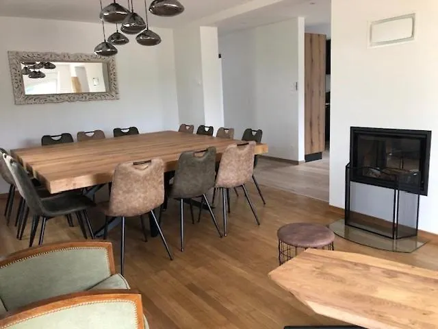 Les Bruyeres, Grand Jardin Cloture, Sauna