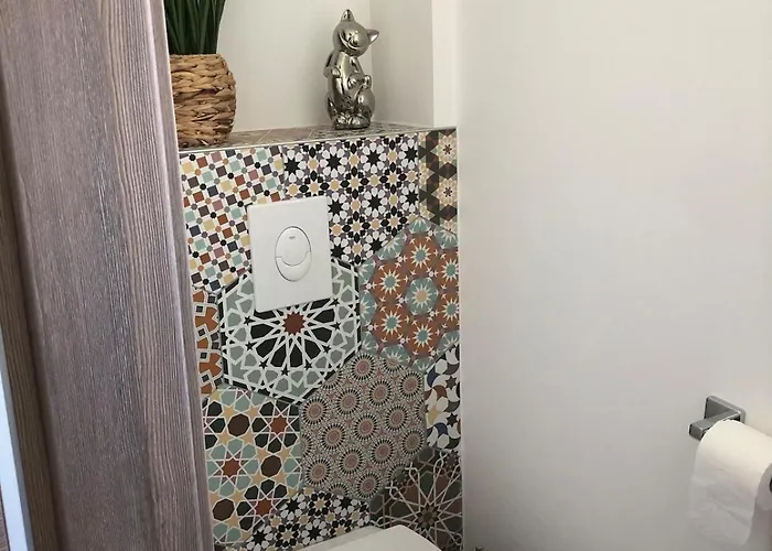 Les Bruyeres, Grand Jardin Cloture, Sauna